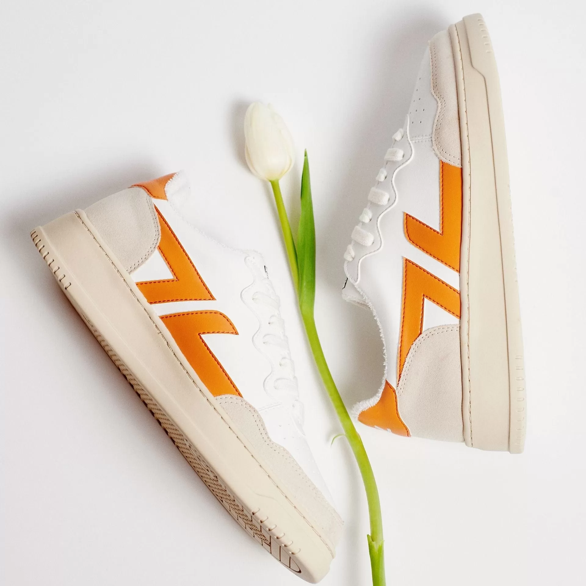 Beta B1 Vegan Sneakers | Orange