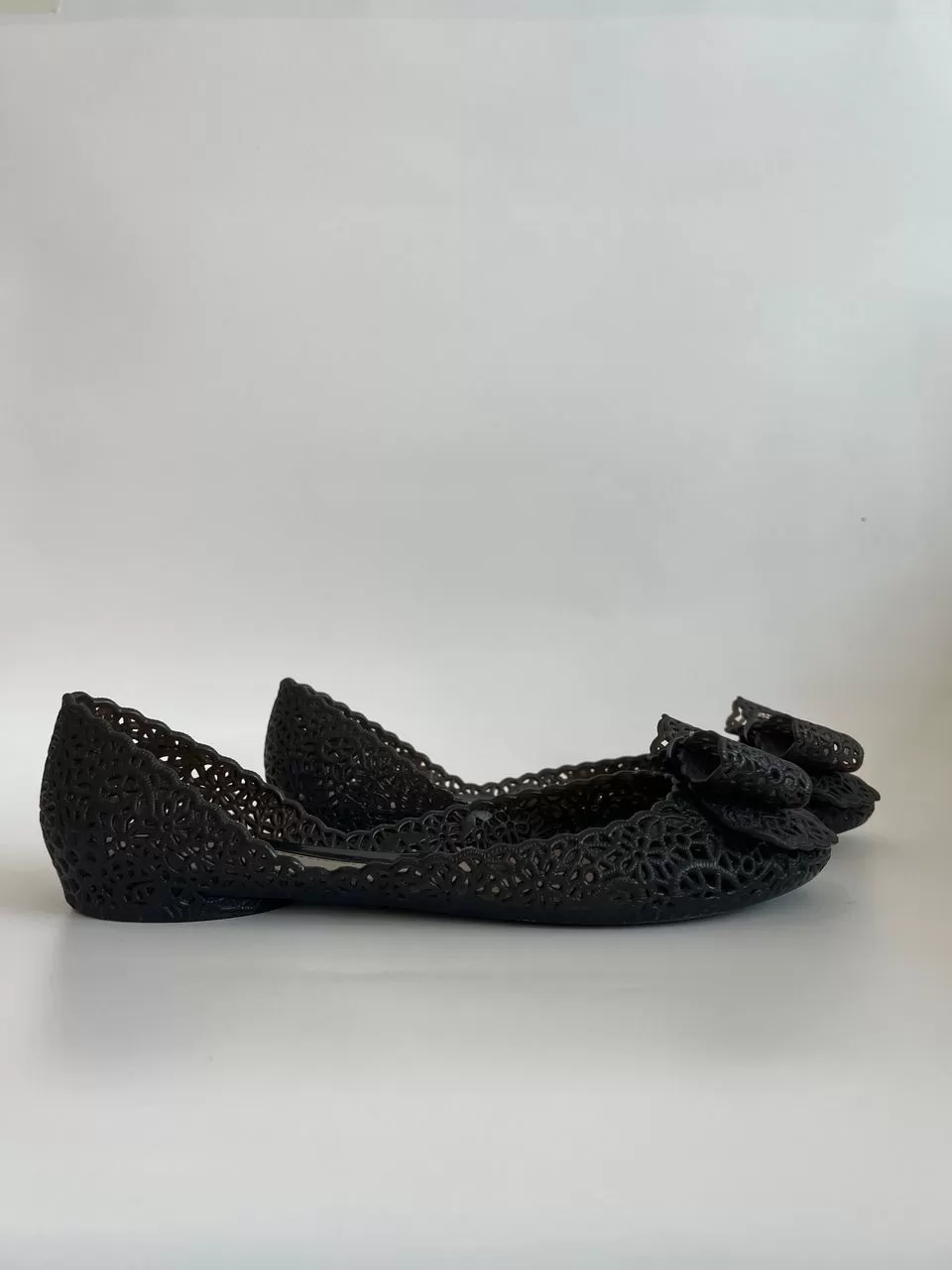 Dark Grey ‘Nilly’ Laser-Cut Jelly Ballerinas