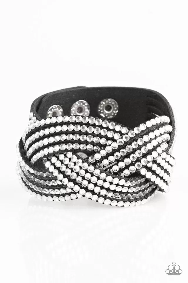 Paparazzi Accessories  - Top Class Chic #B100 - Black Bracelet