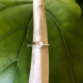 Slice ring in mother of pearl